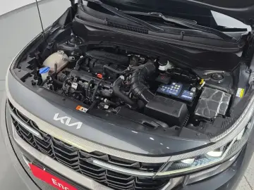 2023 Kia Seltos с пробегом 34 072 км