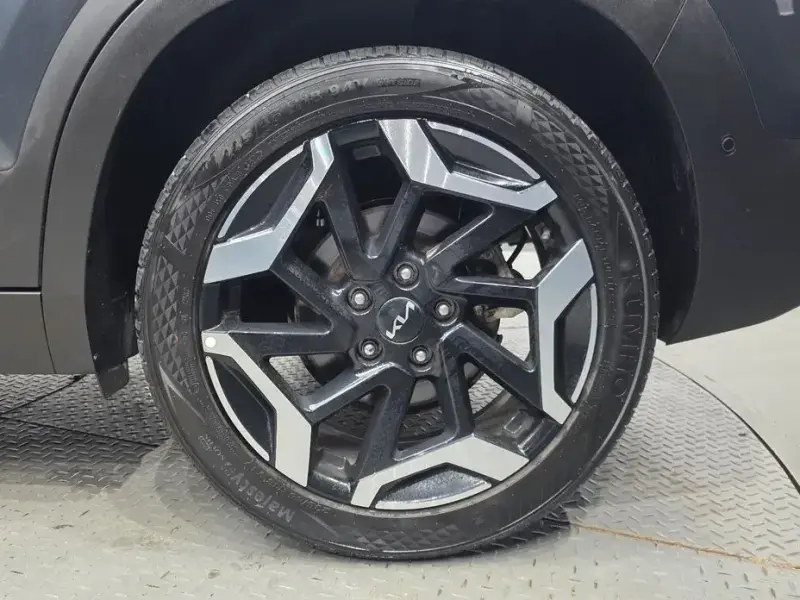 2023 Kia Seltos с пробегом 34 072 км