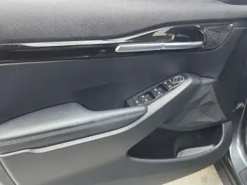 2023 Kia Seltos с пробегом 34 072 км