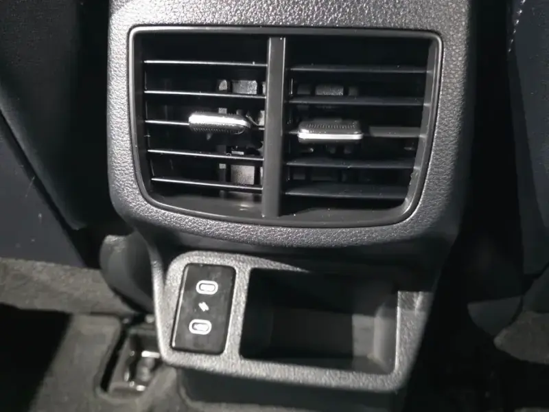 2023 Kia Seltos с пробегом 34 072 км