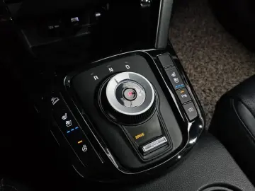 2023 Kia Seltos с пробегом 34 403 км