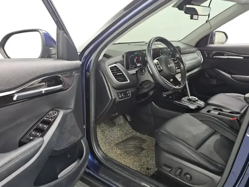 2023 Kia Seltos с пробегом 34 403 км