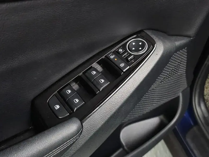 2023 Kia Seltos с пробегом 34 403 км