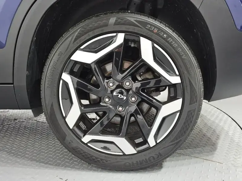 2023 Kia Seltos с пробегом 34 403 км