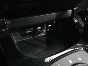 2023 Kia Seltos с пробегом 34 403 км