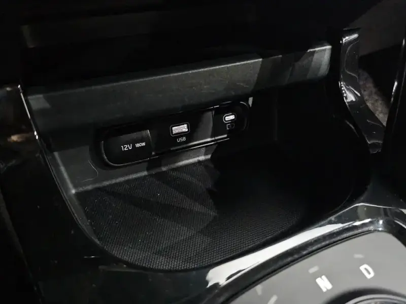 2023 Kia Seltos с пробегом 34 403 км