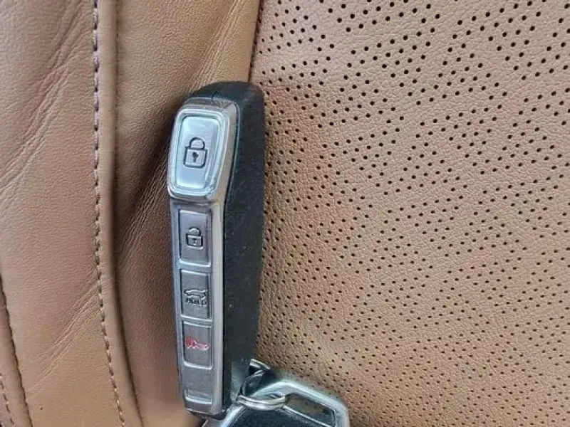 2023 Kia Seltos с пробегом 89 592 км