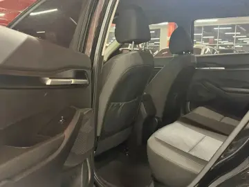 2024 Kia Seltos с пробегом 23 813 км