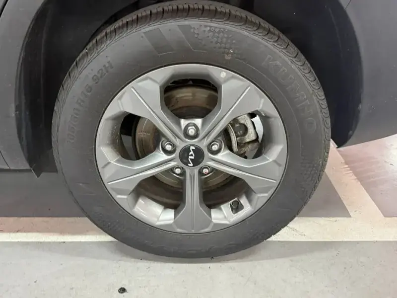 2024 Kia Seltos с пробегом 23 813 км