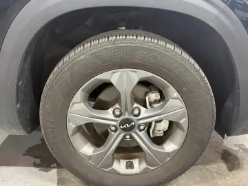 2024 Kia Seltos с пробегом 23 813 км