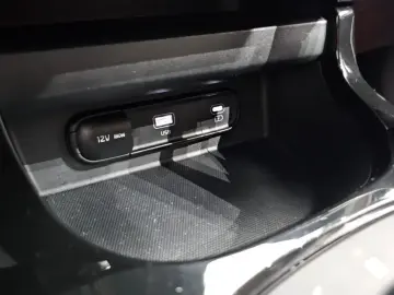 2023 Kia Seltos с пробегом 22 385 км