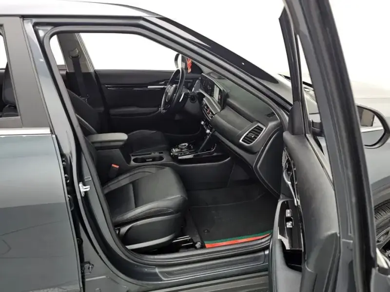 2023 Kia Seltos с пробегом 22 385 км