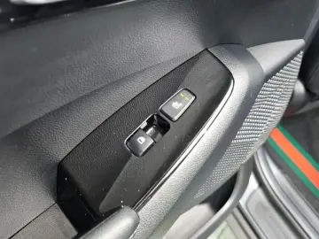 2023 Kia Seltos с пробегом 22 385 км