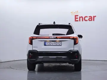 2023 Kia Seltos с пробегом 11 723 км