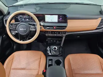 2023 Kia Seltos с пробегом 11 723 км