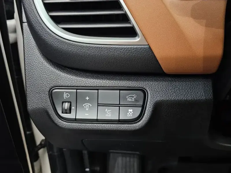2023 Kia Seltos с пробегом 11 723 км
