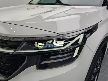 2023 Kia Seltos с пробегом 11 723 км