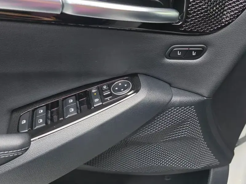 2023 Kia Seltos с пробегом 22 159 км