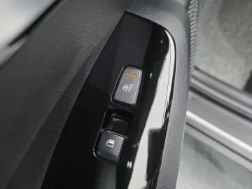 2023 Kia Seltos с пробегом 22 159 км