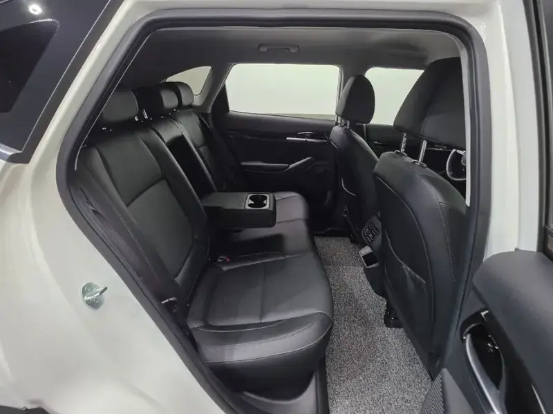 2023 Kia Seltos с пробегом 22 159 км