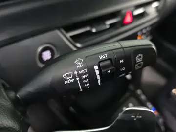 2023 Kia Seltos с пробегом 22 159 км