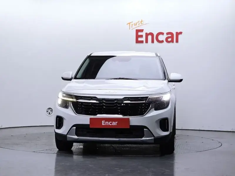2023 Kia Seltos с пробегом 36 856 км