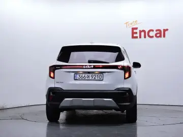 2023 Kia Seltos с пробегом 36 856 км