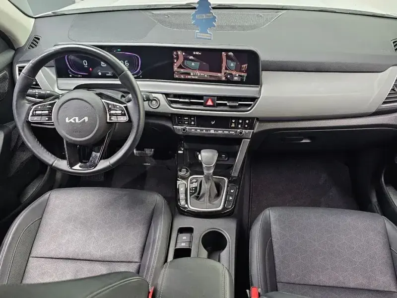 2023 Kia Seltos с пробегом 36 856 км