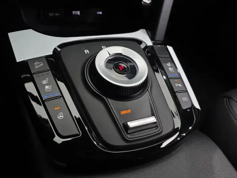 2025 Kia Seltos с пробегом 8 590 км