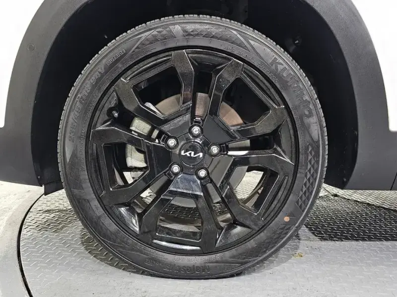 2023 Kia Seltos с пробегом 29 521 км