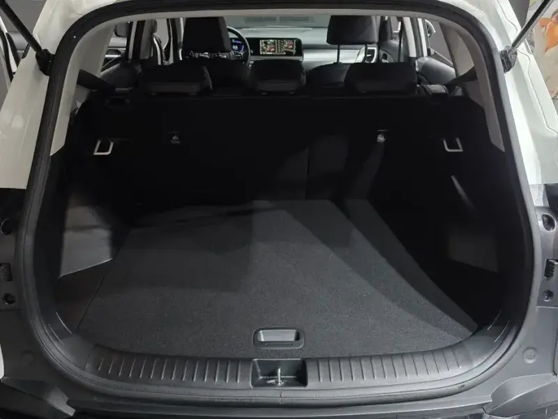 2025 Kia Seltos с пробегом 8 590 км