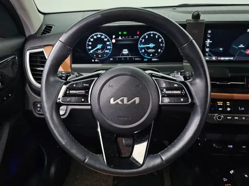 2023 Kia Seltos с пробегом 29 521 км