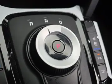 2025 Kia Seltos с пробегом 8 590 км