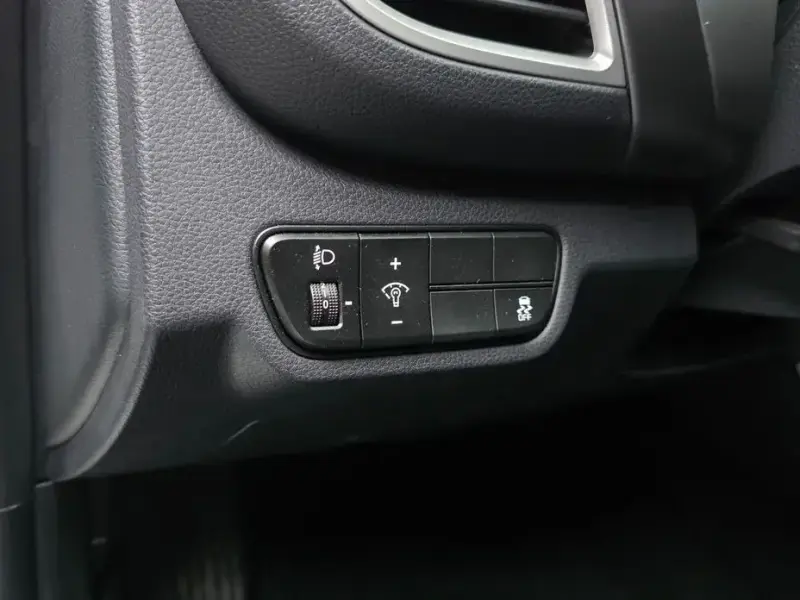 2025 Kia Seltos с пробегом 8 590 км