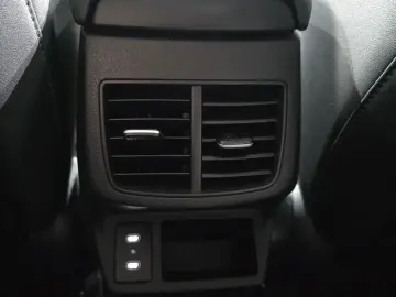 2025 Kia Seltos с пробегом 8 590 км