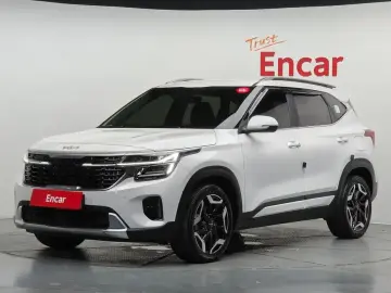2023 Kia Seltos с пробегом 15 296 км