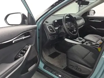 2025 Kia Seltos с пробегом 9 991 км