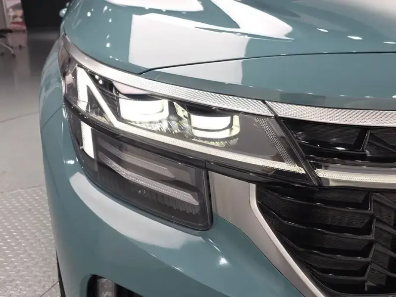 2025 Kia Seltos с пробегом 9 991 км