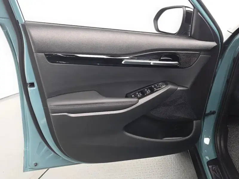 2025 Kia Seltos с пробегом 9 991 км