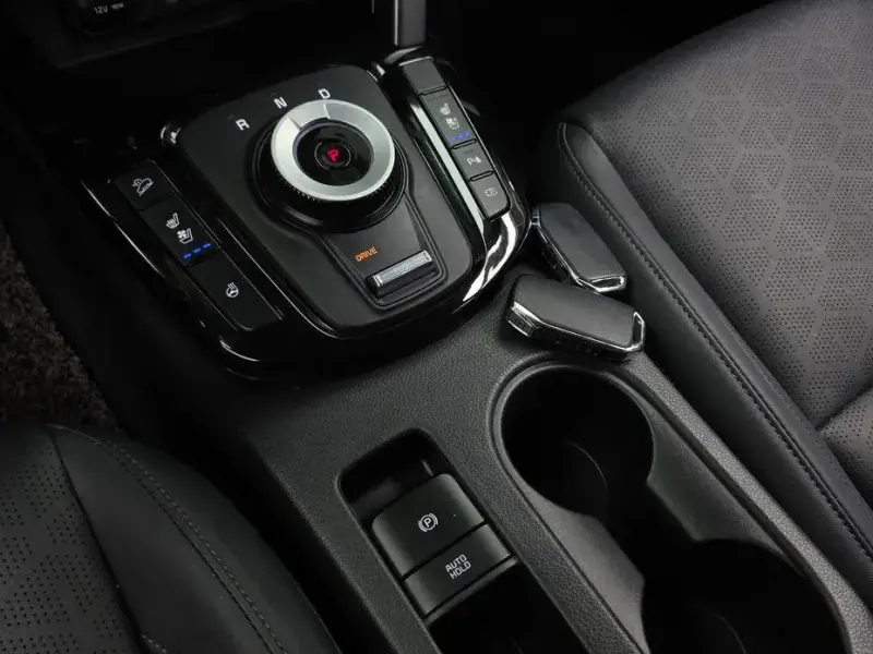 2023 Kia Seltos с пробегом 24 249 км