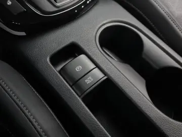 2025 Kia Seltos с пробегом 9 991 км