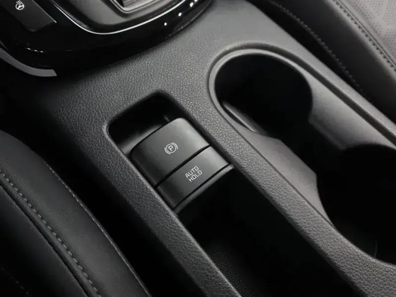 2025 Kia Seltos с пробегом 9 991 км