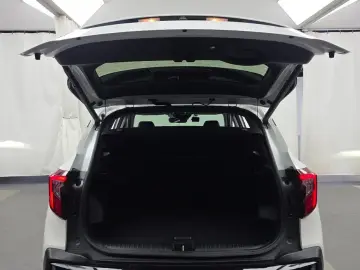 2023 Kia Seltos с пробегом 24 249 км