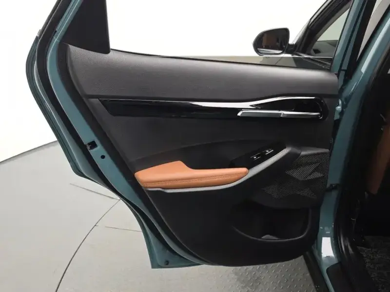 2024 Kia Seltos с пробегом 25 881 км
