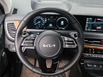 2022 Kia Seltos с пробегом 22 968 км