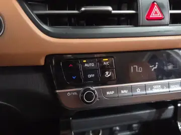 2023 Kia Seltos с пробегом 48 351 км