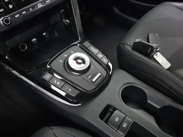 2023 Kia Seltos с пробегом 10 675 км