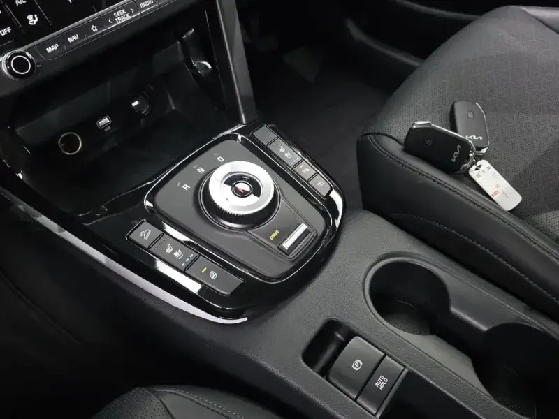 2023 Kia Seltos с пробегом 10 675 км