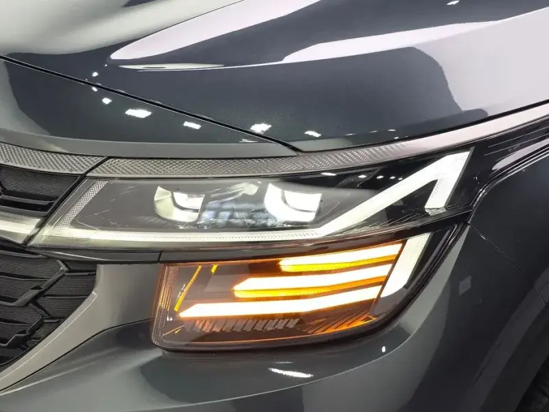 2023 Kia Seltos с пробегом 10 675 км