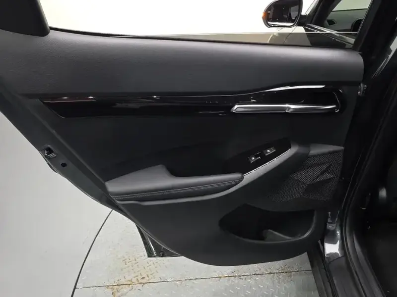 2023 Kia Seltos с пробегом 10 675 км